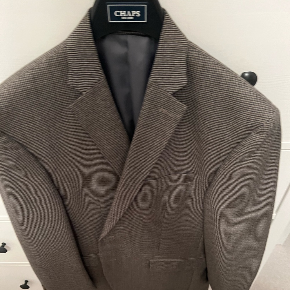 Mens 44R sports coat from chaps